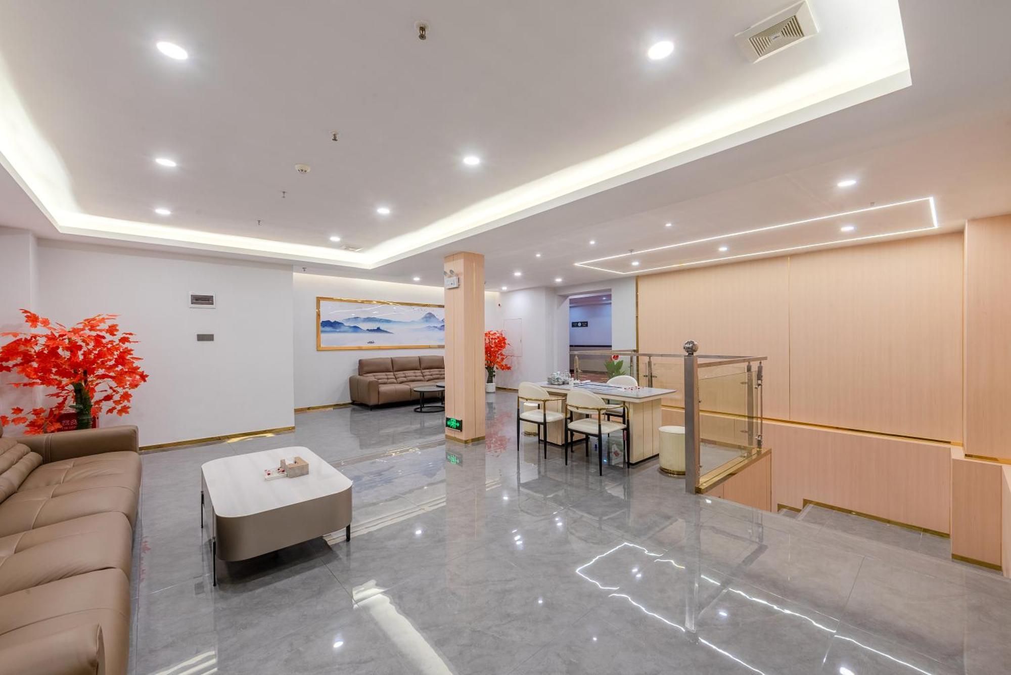 Huahang Hotel - Guangzhou Baiyun International Airport - Free Airport Shuttle Bus Exteriör bild