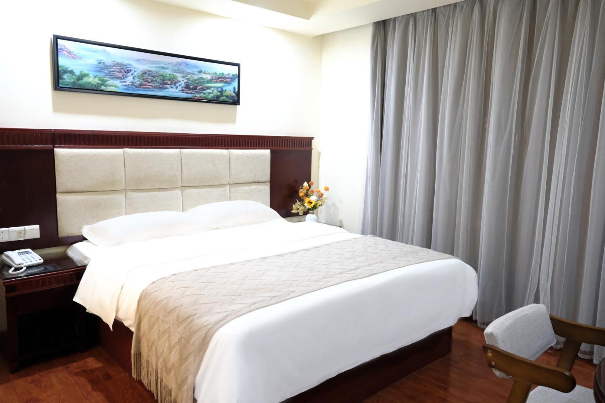 Huahang Hotel - Guangzhou Baiyun International Airport - Free Airport Shuttle Bus Exteriör bild